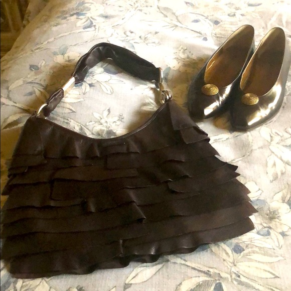 Yves Saint Laurent Saint Tropez Bag. - Picture 9 of 9